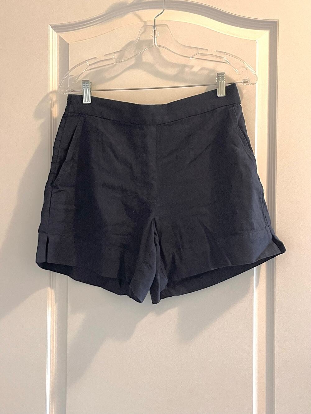 Banana Republic High-Rise navy Linen Shorts 5”inseam